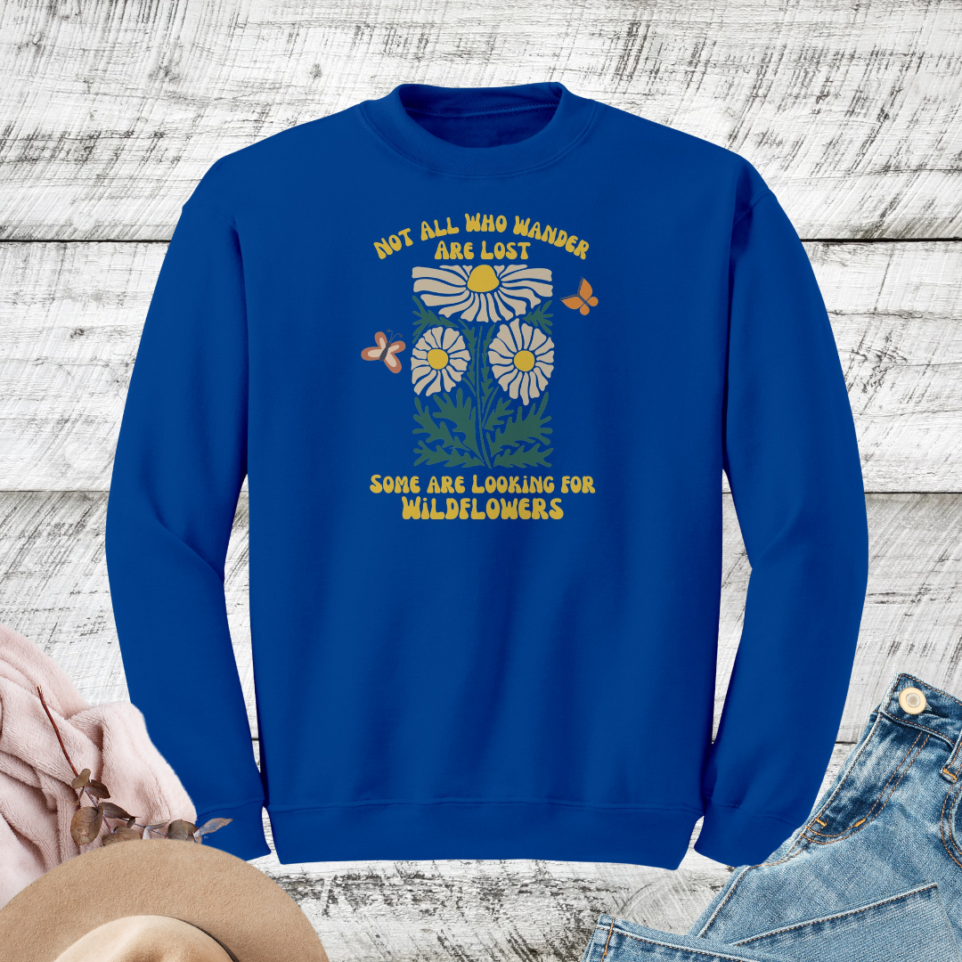 Retro Vintage Wildflowers Sweatshirt, Wavy Daisy Floral Sweater, Plant Lover Crewneck Unisex Sweatshirt, Cottagecore Sweater, Gift for Nature Lover, Outdoorsy Camp Sweater