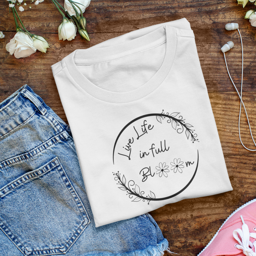 Daisy Floral Shirt, Positive Affirmation Happy Tshirt, Daisy Flower Bloom Shirt, Cute Oversized Unisex TShirt, Gift for Her
